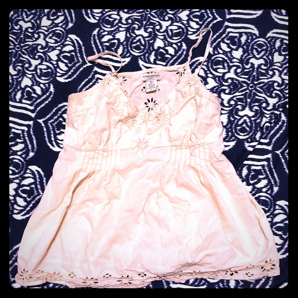 [Banana Republic] beige tank with eyelet details